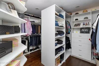 20 Oak Street, Greenwich, CT 06831 - Photo 25