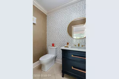 20 Oak Street, Greenwich, CT 06831 - Photo 3