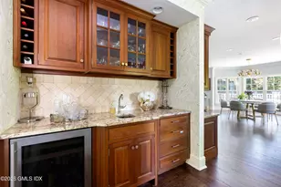 20 Oak St, Greenwich, CT 06831 - Photo 9