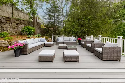 20 Oak Street, Greenwich, CT 06831 - Photo 47