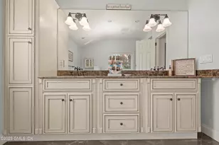 14 Rainbow Dr, Greenwich, CT 06878 - Photo 17