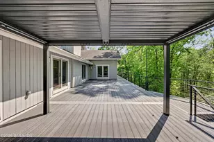 300 Stanwich Rd, Greenwich, CT 06830 - Photo 15