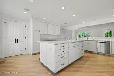53 Park Avenue, Old Greenwich, CT 06870 - Photo 13