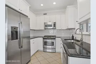147 Holly Hill Lane #9, Greenwich, CT 06830 - Photo 9