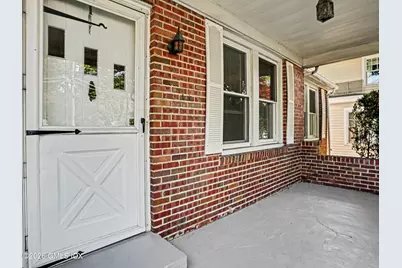 33 Sound Beach Avenue, Old Greenwich, CT 06870 - Photo 3