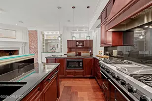 212 Milbank Ave, Greenwich, CT 06830 - Photo 13