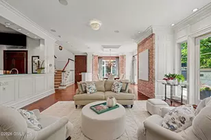 212 Milbank Ave, Greenwich, CT 06830 - Photo 11