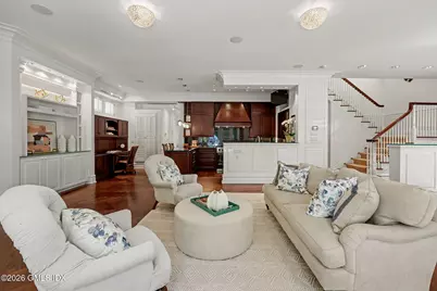 212 Milbank Avenue #South, Greenwich, CT 06830 - Photo 9