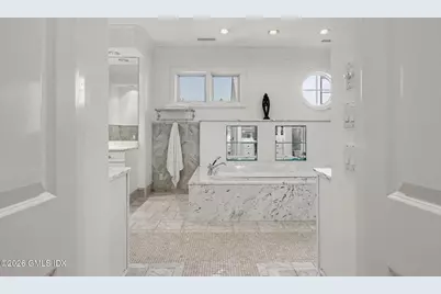 212 Milbank Avenue #South, Greenwich, CT 06830 - Photo 17