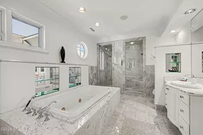 212 Milbank Avenue #South, Greenwich, CT 06830 - Photo 19