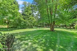 10 MacArthur Dr, Old Greenwich, CT 06870 - Photo 17