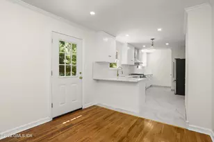 10 MacArthur Dr, Old Greenwich, CT 06870 - Photo 7