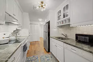 131 Washington St, Norwalk, CT 06854 - Photo 7