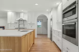 107 Havemeyer Pl, Greenwich, CT 06830 - Photo 5