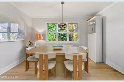 6 Meadowbank Road, Old Greenwich, CT 06870 - Photo 9