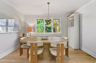 6 Meadowbank Rd, Old Greenwich, CT 06870 - Photo 9