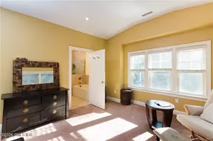 70 Riverdale Ave, Greenwich, CT 06831 - Photo 9
