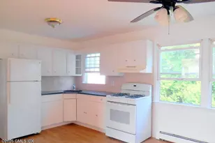 38 Gerry St, Greenwich, CT 06830 - Photo 15