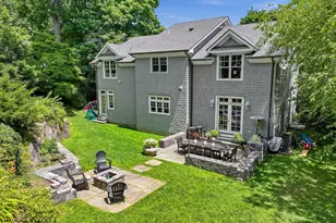 16 Laddins Rock Rd, Old Greenwich, CT 06870 - Photo 5