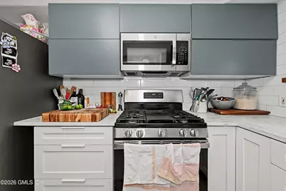 37 Prospect Street, Greenwich, CT 06830 - Photo 5