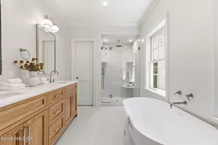11 Hearthstone Dr, Greenwich, CT 06878 - Photo 21