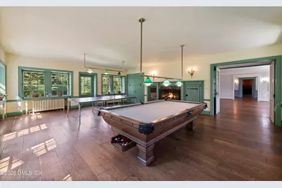 122 Round Hill Road, Greenwich, CT 06831 - Photo 9