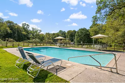 122 Round Hill Road, Greenwich, CT 06831 - Photo 19