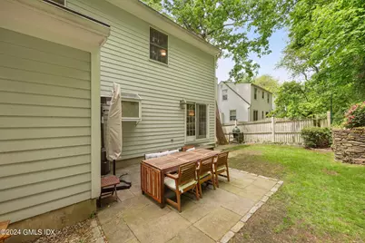25 Center Drive, Old Greenwich, CT 06870 - Photo 23