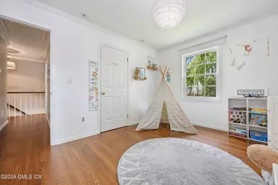 25 Center Drive, Old Greenwich, CT 06870 - Photo 19