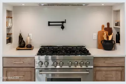 1 Crawford Terrace, Greenwich, CT 06878 - Photo 11