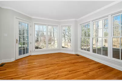 12 Norton Lane, Old Greenwich, CT 06870 - Photo 9
