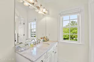 26 Edgewood Ave, Greenwich, CT 06830 - Photo 29