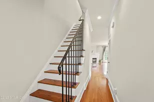 26 Edgewood Ave, Greenwich, CT 06830 - Photo 5
