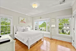 26 Edgewood Ave, Greenwich, CT 06830 - Photo 25