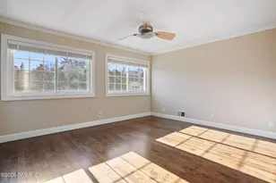 24 Decatur St, Greenwich, CT 06807 - Photo 11