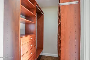 24 Decatur St, Greenwich, CT 06807 - Photo 15