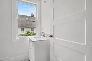 15 Shorelands Pl, Old Greenwich, CT 06870 - Photo 15