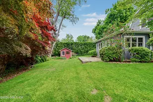 15 Shorelands Pl, Old Greenwich, CT 06870 - Photo 19