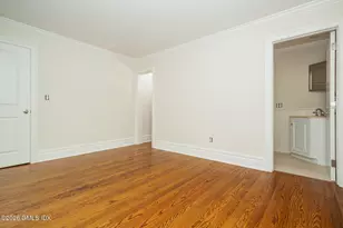 146 E Elm St, Greenwich, CT 06830 - Photo 9