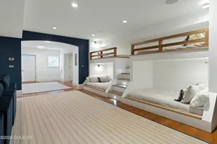 16 Indian Point Ln, Greenwich, CT 06878 - Photo 27