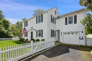 51 Benjamin St, Old Greenwich, CT 06870 - Photo 15