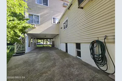493 Den Lane #1, Greenwich, CT 06831 - Photo 3
