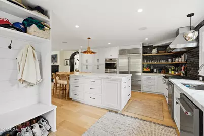 9 Park Place, Greenwich, CT 06830 - Photo 9