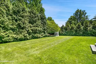 9 Park Pl, Greenwich, CT 06830 - Photo 35