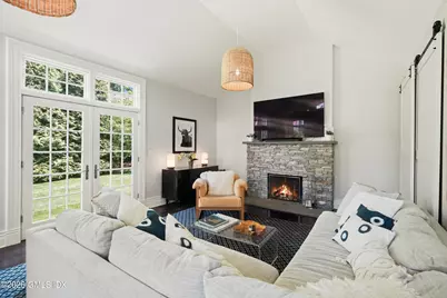 9 Park Place, Greenwich, CT 06830 - Photo 15