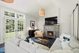 9 Park Pl, Greenwich, CT 06830 - Photo 15