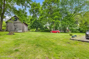 238 Weaver St, Greenwich, CT 06831 - Photo 9