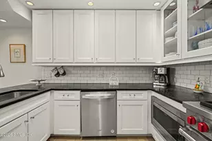 77 Havemeyer Ln, Stamford, CT 06902 - Photo 13