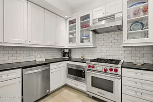 77 Havemeyer Ln, Stamford, CT 06902 - Photo 7