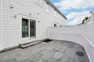 257 Bruce Park Ave, Greenwich, CT 06830 - Photo 23